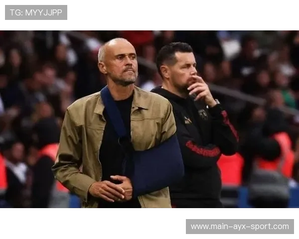 恩德里克反抢回追到位，里昂防线更稳，主帅恩里克